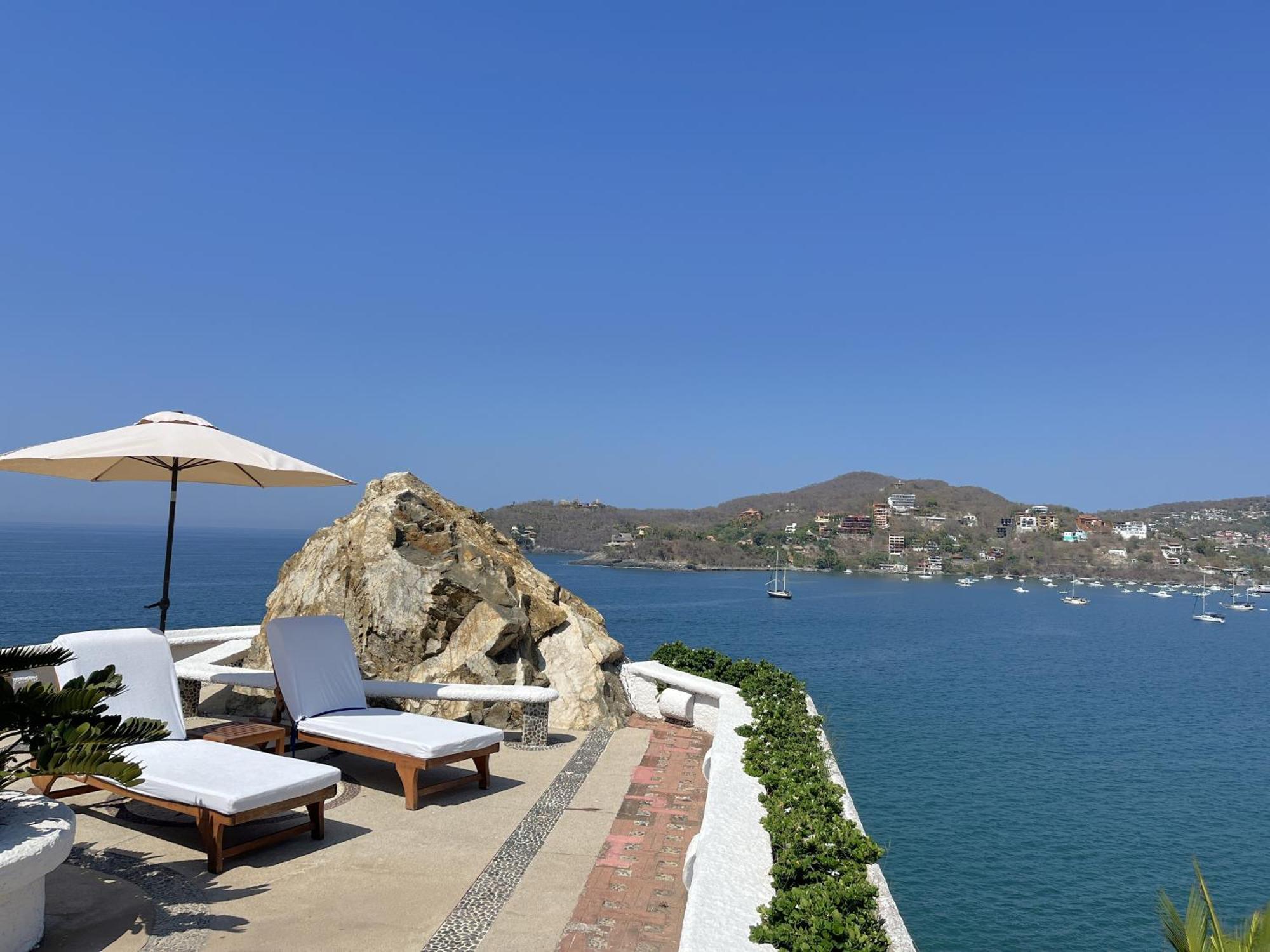 Villa De La Roca Zihuatanejo Eksteriør bilde