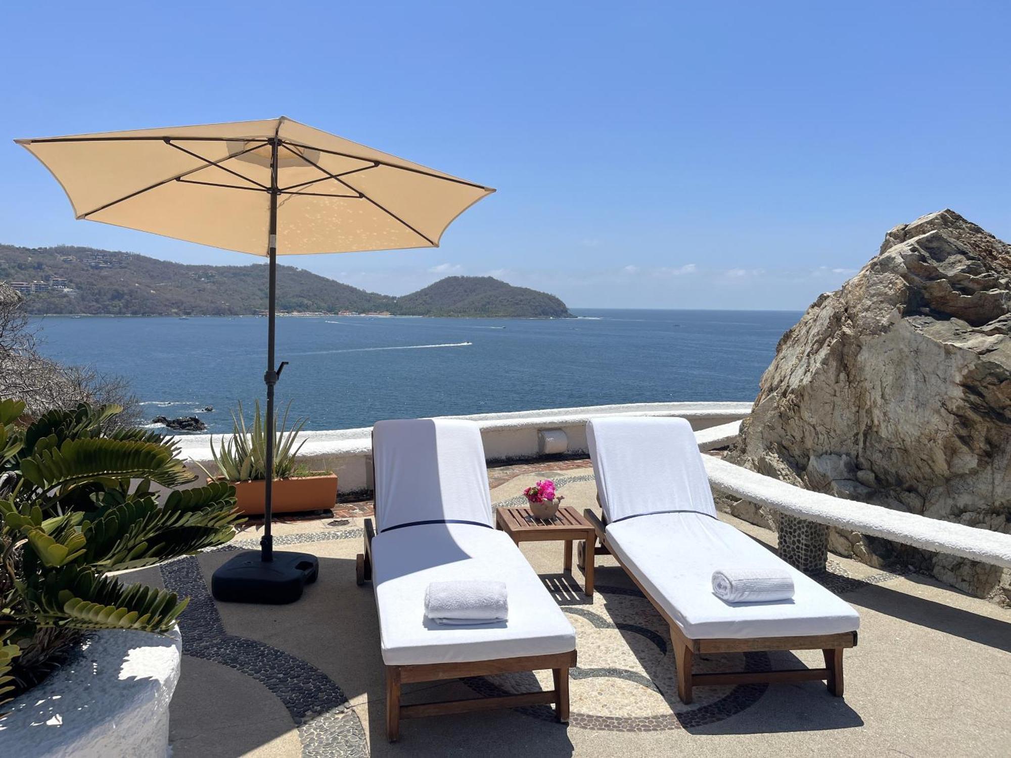 Villa De La Roca Zihuatanejo Eksteriør bilde