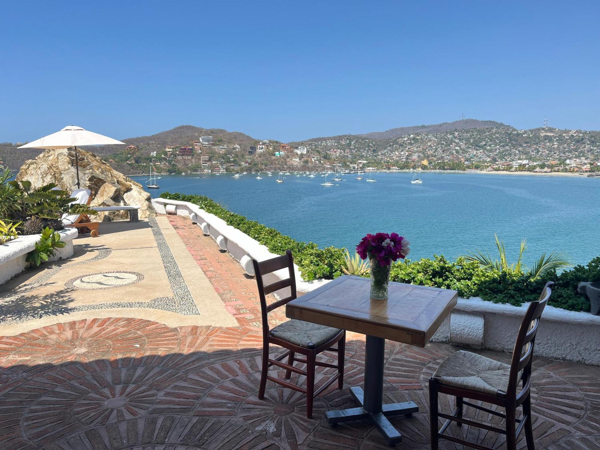 Villa De La Roca Zihuatanejo Eksteriør bilde
